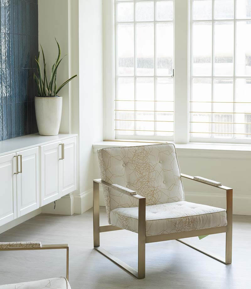 Foto von nick  kayton: https://www.pexels.com/de-de/foto/weisser-leuchtturm-wahrend-des-bewolkten-tages-876350/